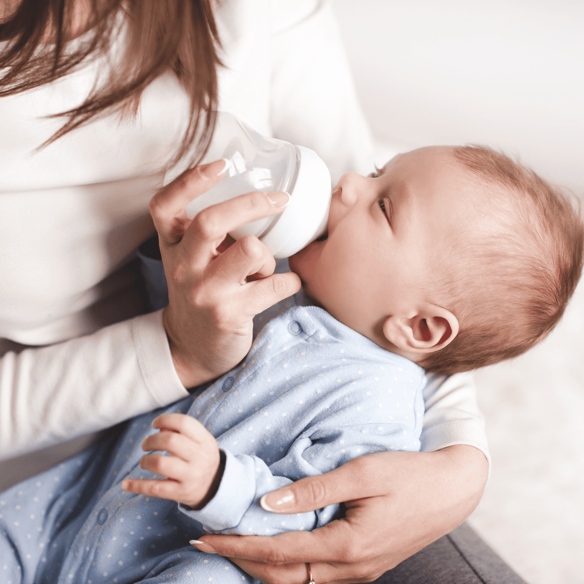 Reversed Cycling: baby drinkt een flesje