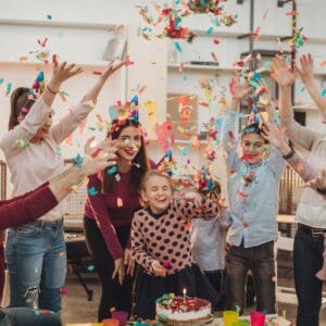 Geen traktatiebeleid op school: hoe vier je een verjaardag zonder snoep (en mét plezier)?