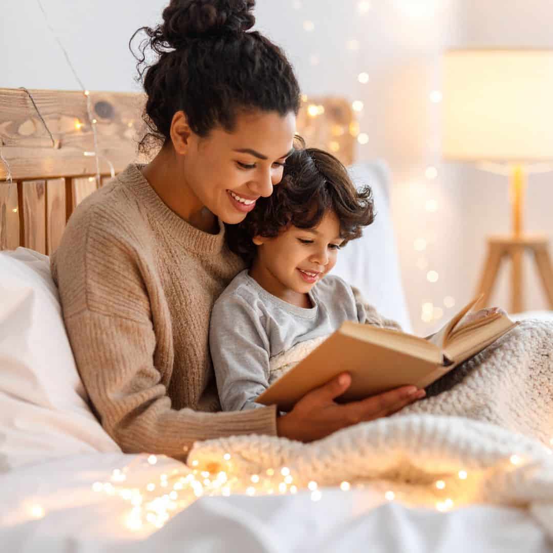 Voorlezen bij bedtijd: hoe pak je dit aan en waarom maakt het zoveel verschil voor je kind?